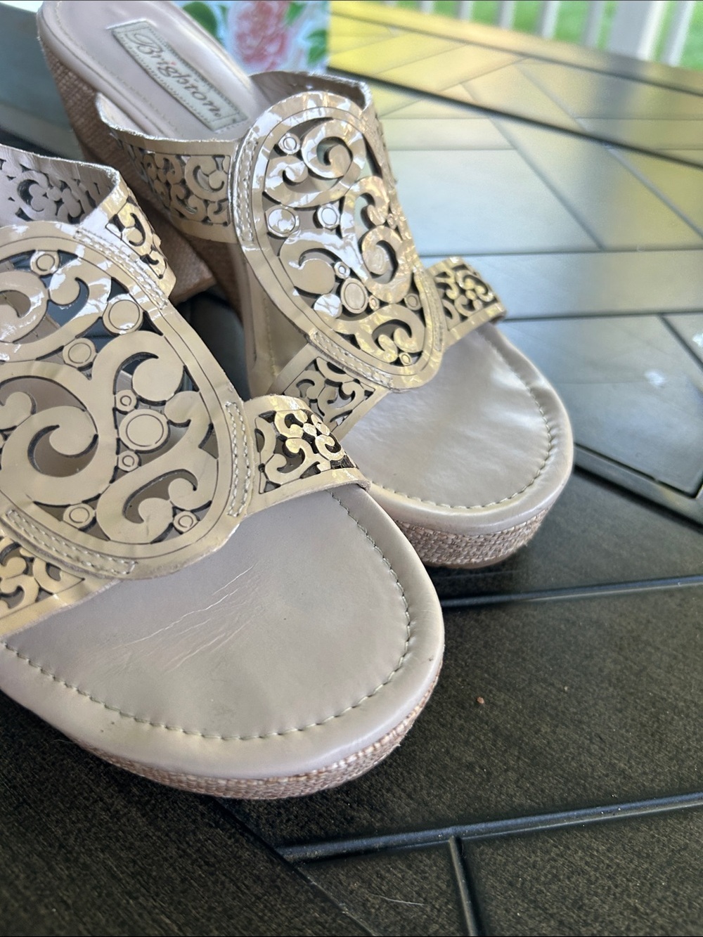 Brighton Amie laser cut tan heels preppy embellished sandals size 8.5 M ladies - Picture 4 of 6